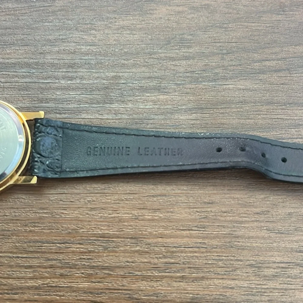 Watch - Picture 4 of 4
